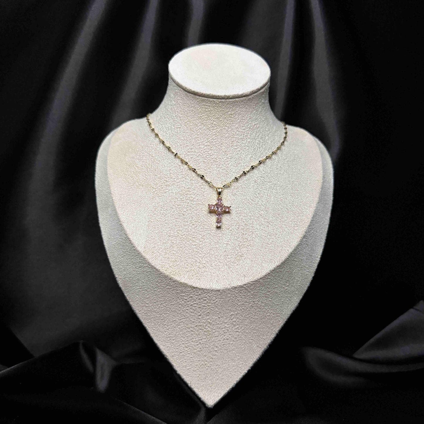 Колие Pink Cross